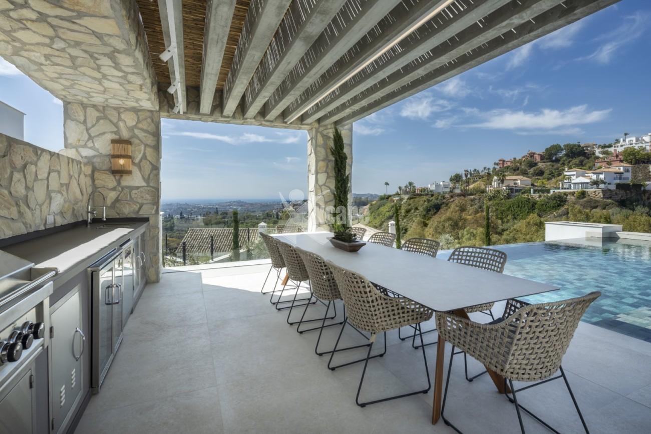 New Modern Villa with Spanish Feel Benahavis  (28)