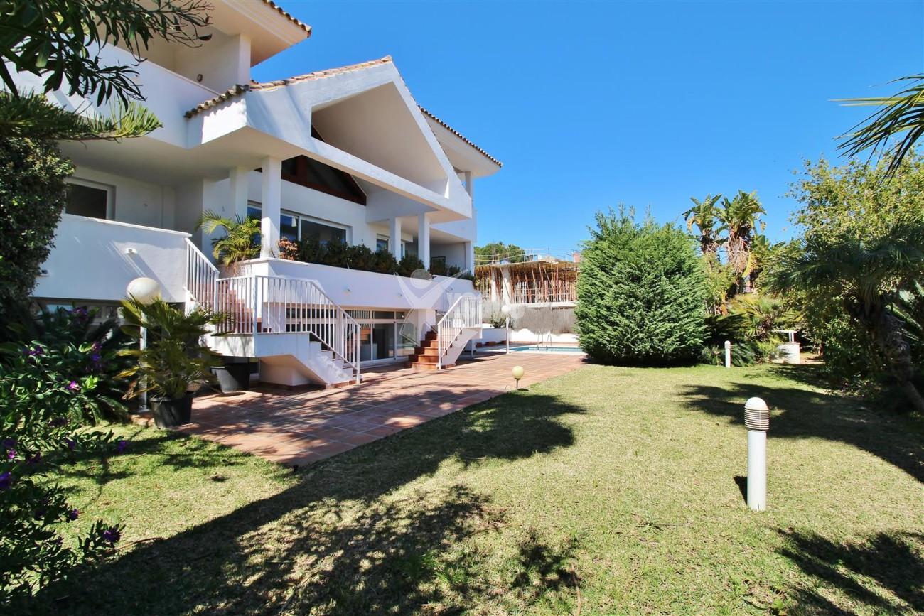 Villa for sale Benahavis Spain (34) (Large)