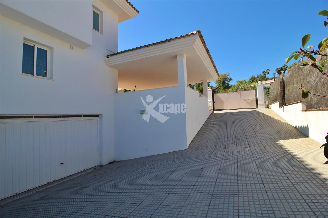 Villa for sale Benahavis Spain (37) (Large)