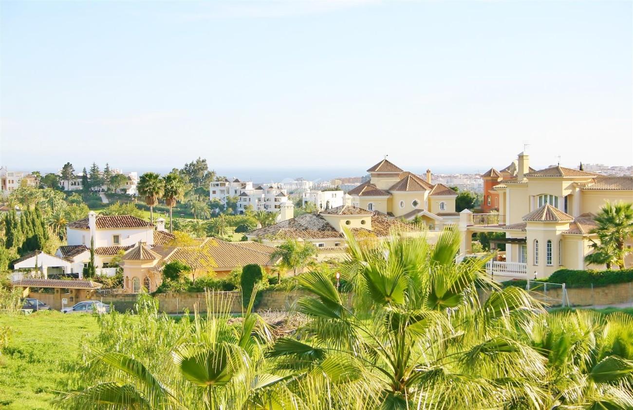 Townhouse for sale Nueva Andalucia Marbella Spain (5) (Large)