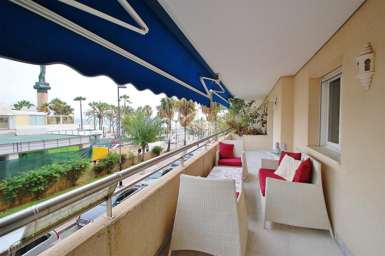 Beachside Apartment for sale Puerto Banus Marbella Spain (20) (Large)