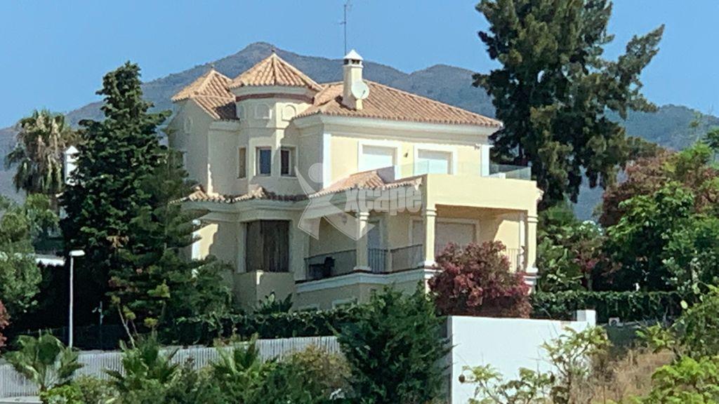 Luxury Villa for Sale Benahavis 1
