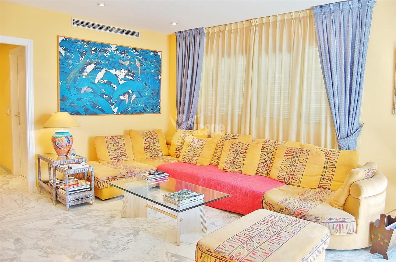 A4319 Apartment For Sale Puerto Banus Marbella (7) (Large)