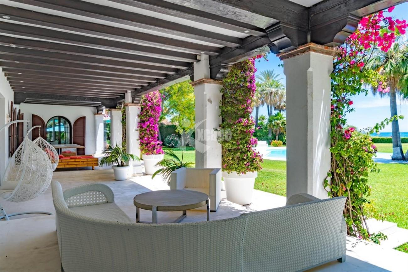 Beachfront Villa for sale Marbella Spain (12) (Large)