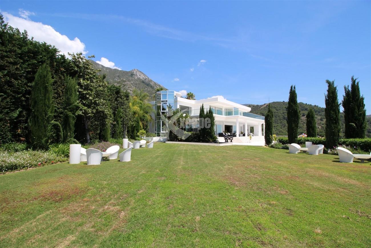 V4577 Luxury Contemporary Villa Golden Marbella Mile For Rent (8)