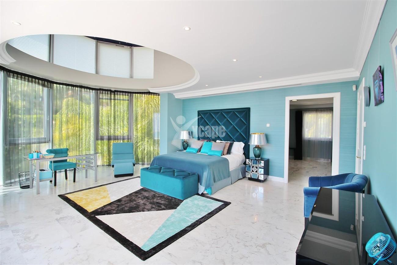 V4577 Luxury Contemporary Villa Golden Marbella Mile For Rent (11)