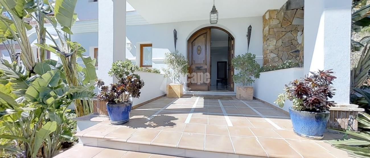 Villa-for-sale-Benahavis-Spain-(6)