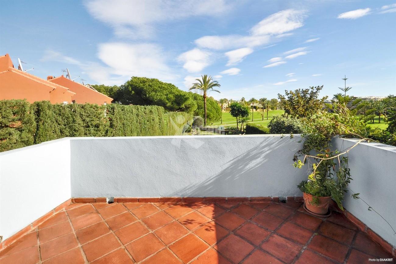Townhouse for sale Marbella Spain (12) (Large)