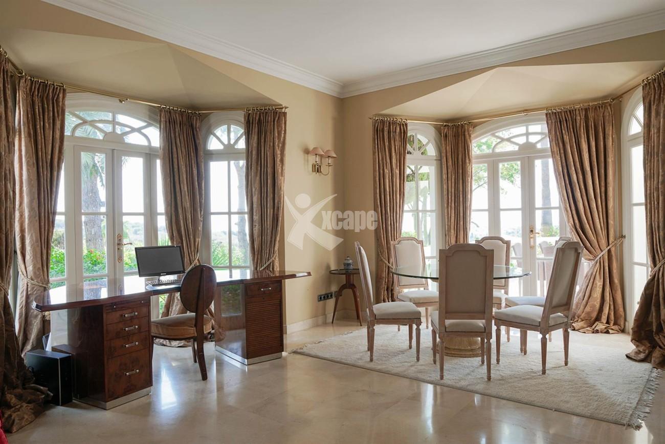 Luxury Villa For Sale Estepona Malaga Spain (8) (Large)