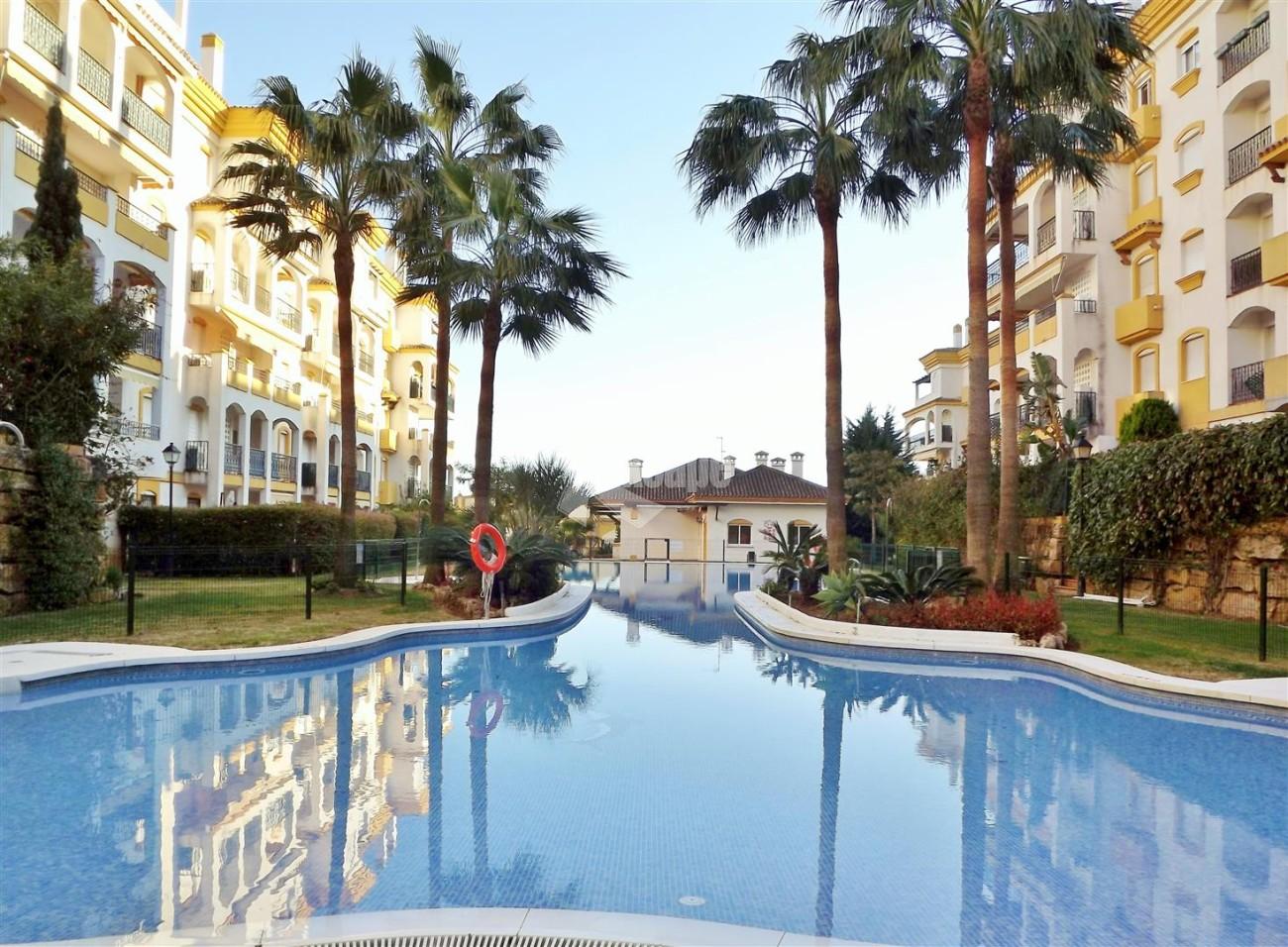 A5252 Apartment Golden Mile Marbella (11) (Large)