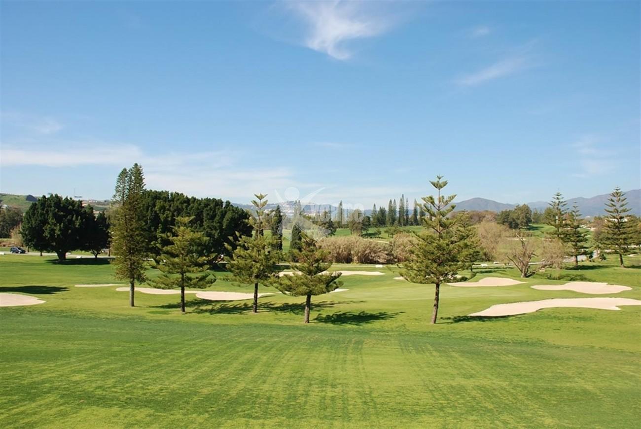 Frontline Golf Apartments Mijas Costa Spain (2) (Large)