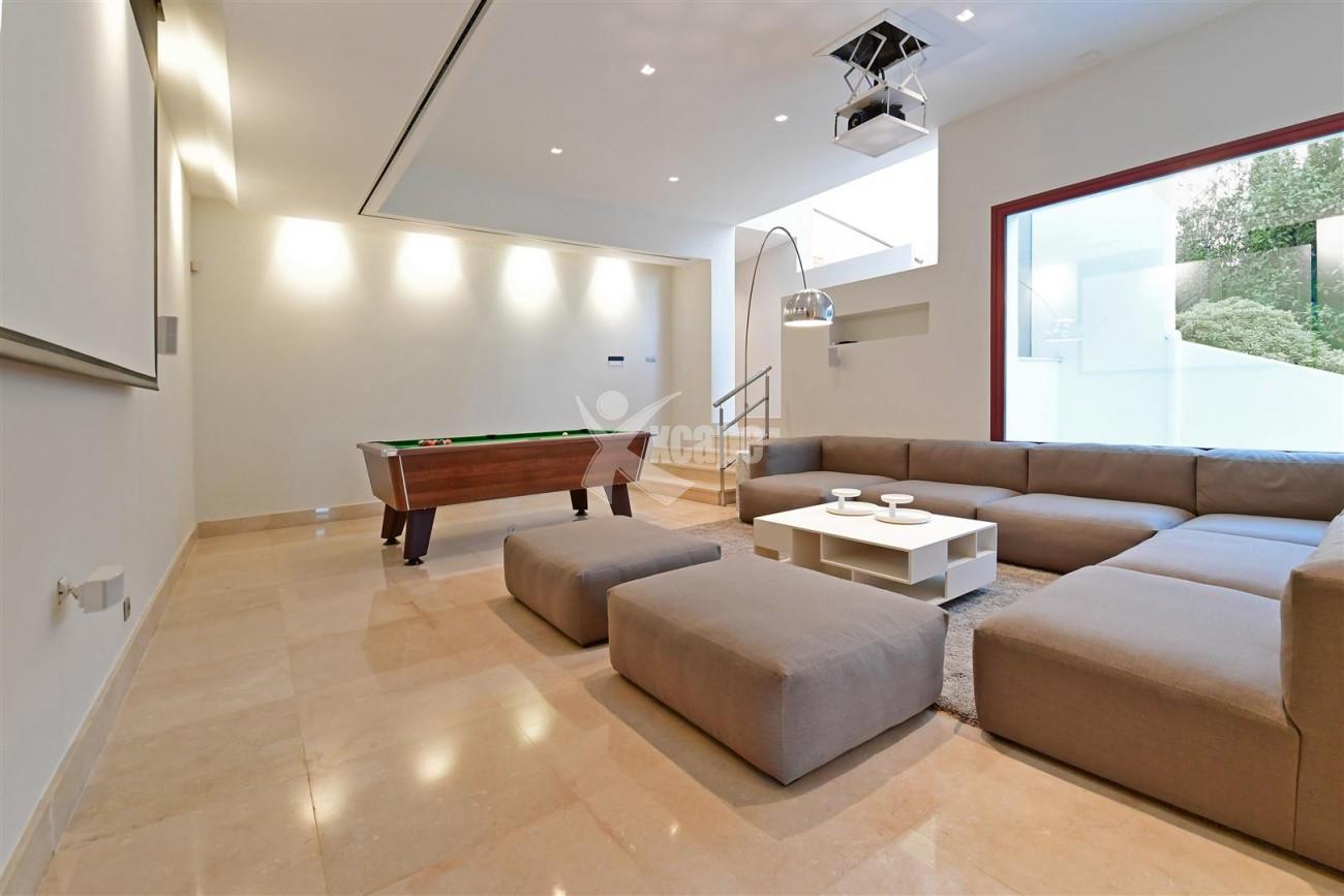 Ultra Modern Villa For Sale Nueva Andalucia marbella Spain (9) (Large)