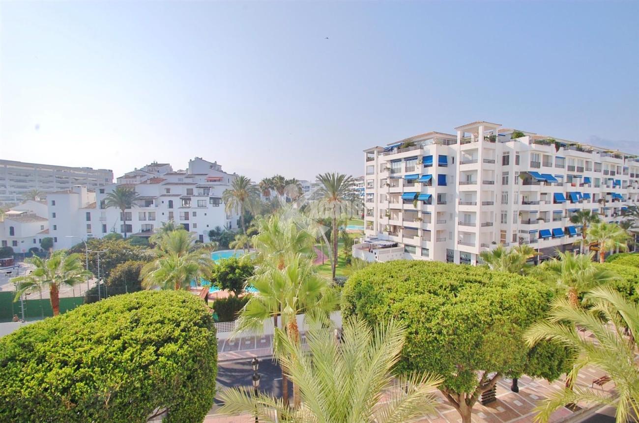 A5407 Spacious Apartment Marbella (12) (Large)