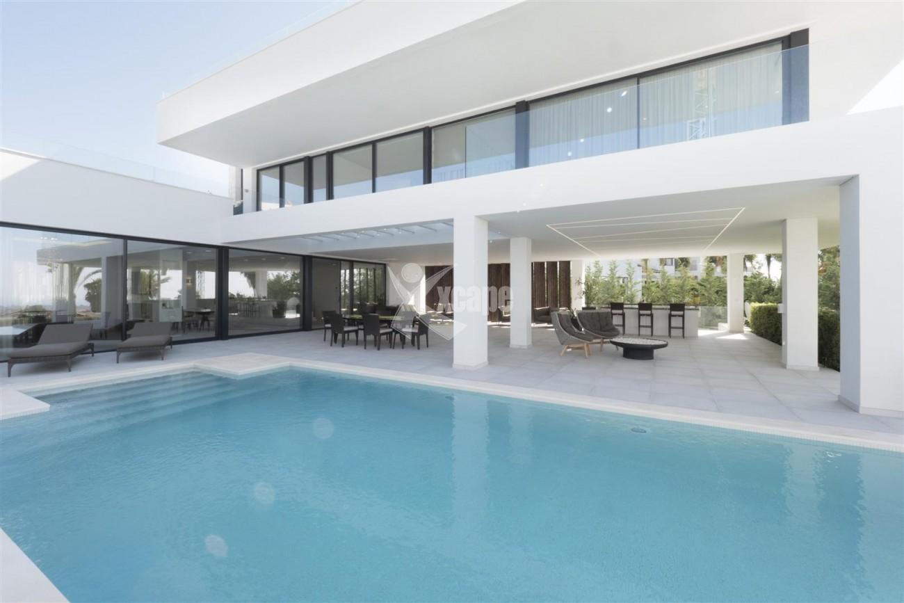 New Contemporary Villas for sale Benahavis Spain (11) (Large)