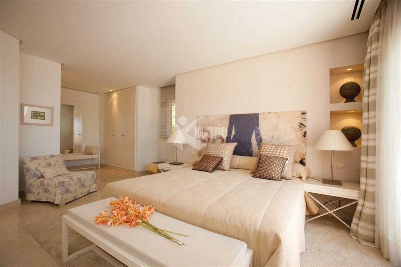 D5455 luxury apartments Nueva Andalucia (12) (Large)
