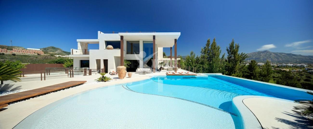 Luxury Contemporary Villa for sale Benahavis Spain (2) (Large)