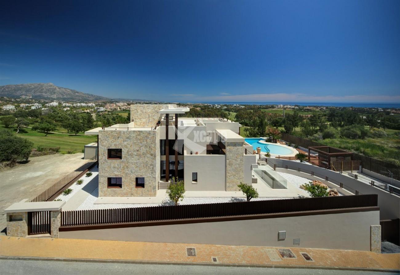 Luxury Contemporary Villa for sale Benahavis Spain (4) (Large)