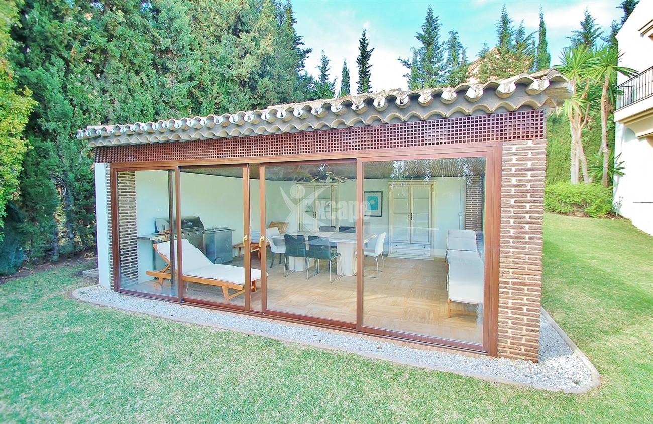 V5609 Luxury villa Sierra Blanca 16 (Large)