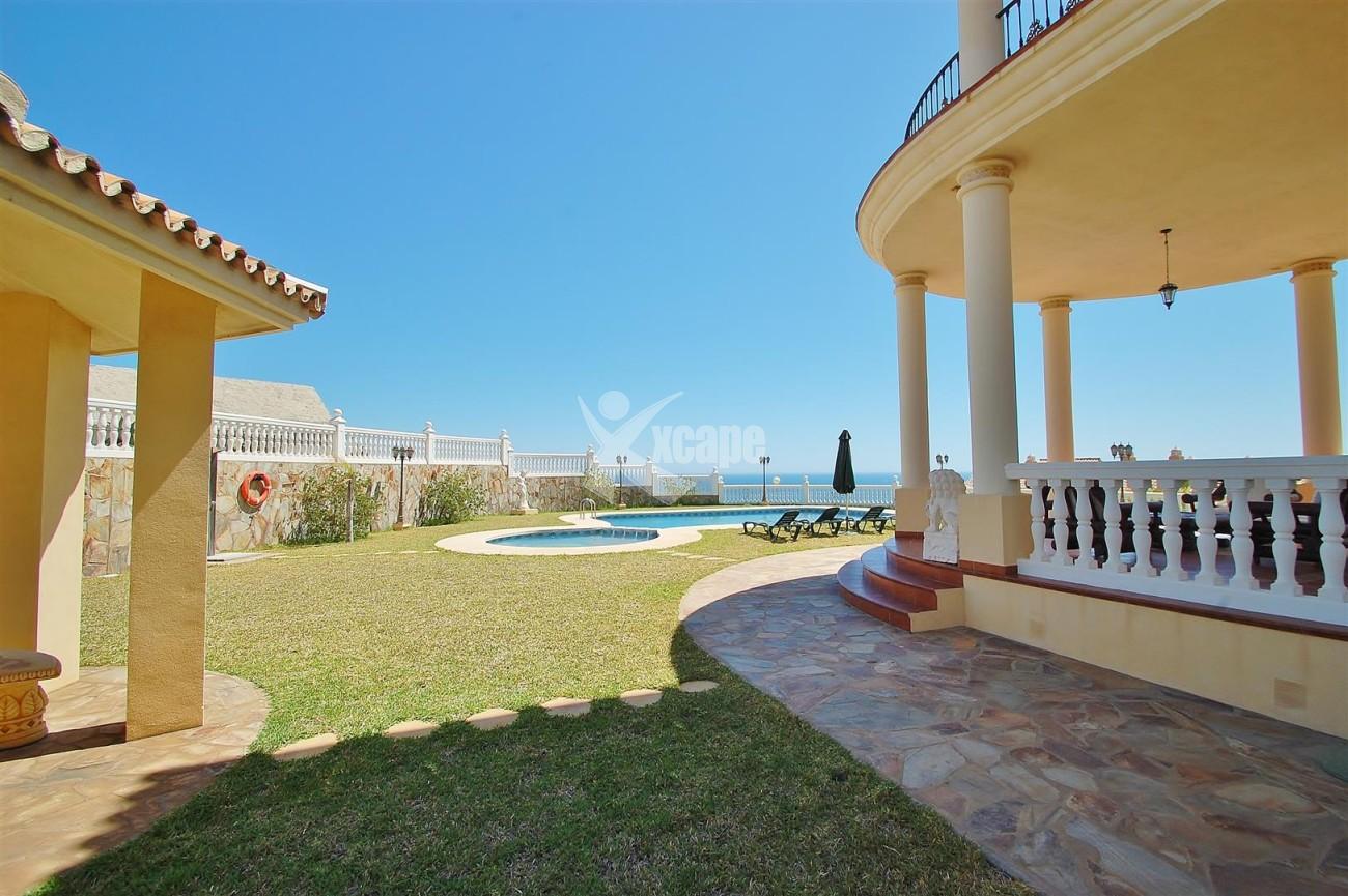 V5670 Villa for sale in Benalmadena Malaga Spain (2)