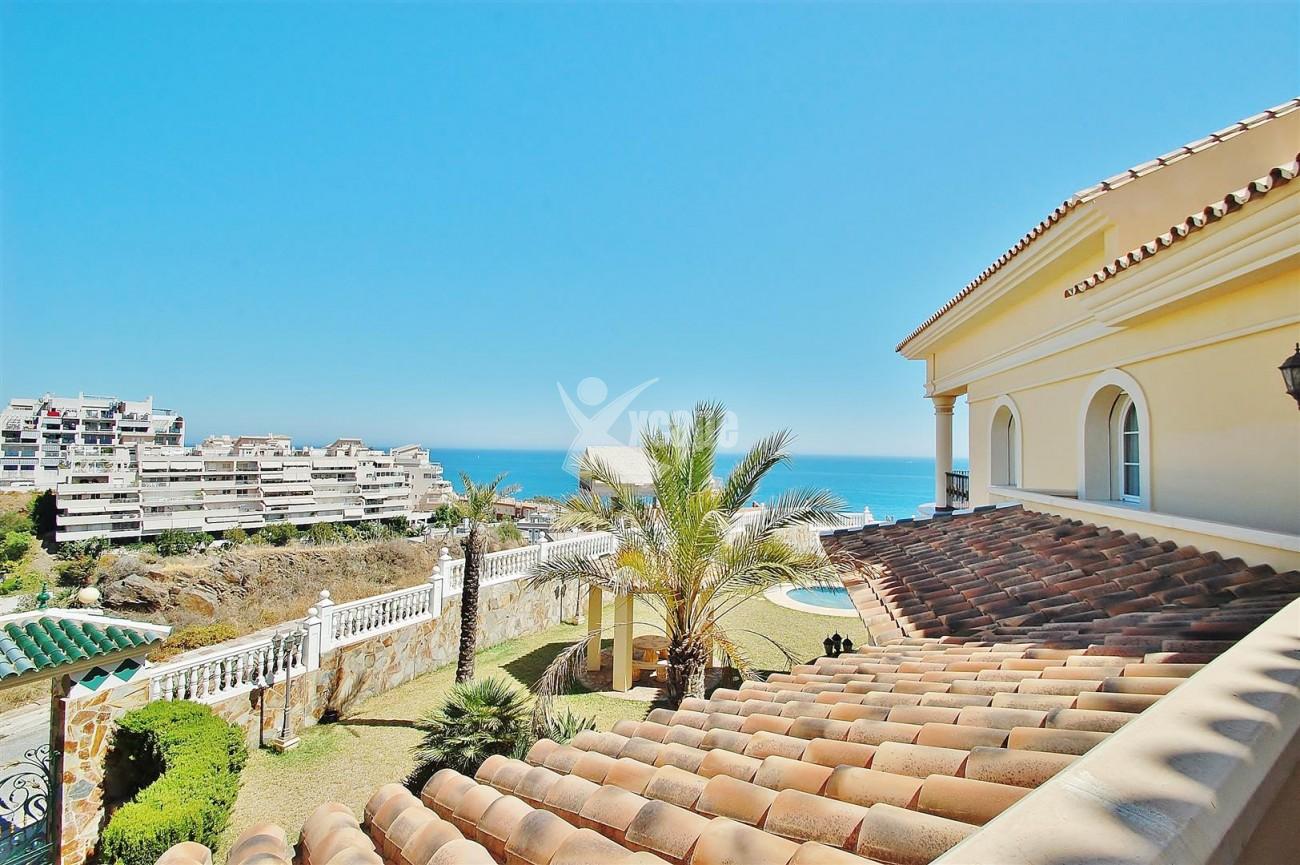 V5670 Villa for sale in Benalmadena Malaga Spain (11)
