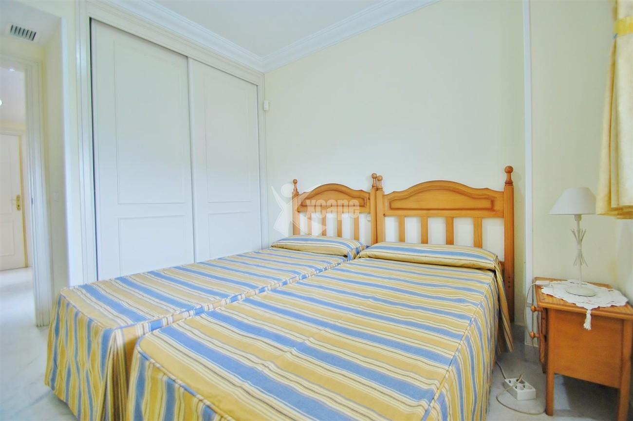 A5714 Apartment for sale Puerto Banus Marbella Spain (6) (Large)