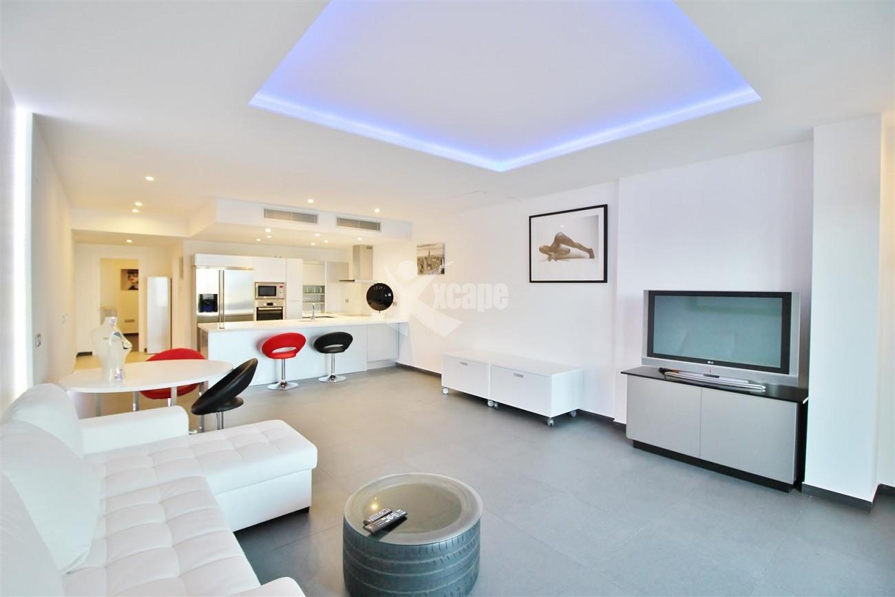 Luxury Apartment for sale Puerto Banus Marbella Spain (8) (Large)