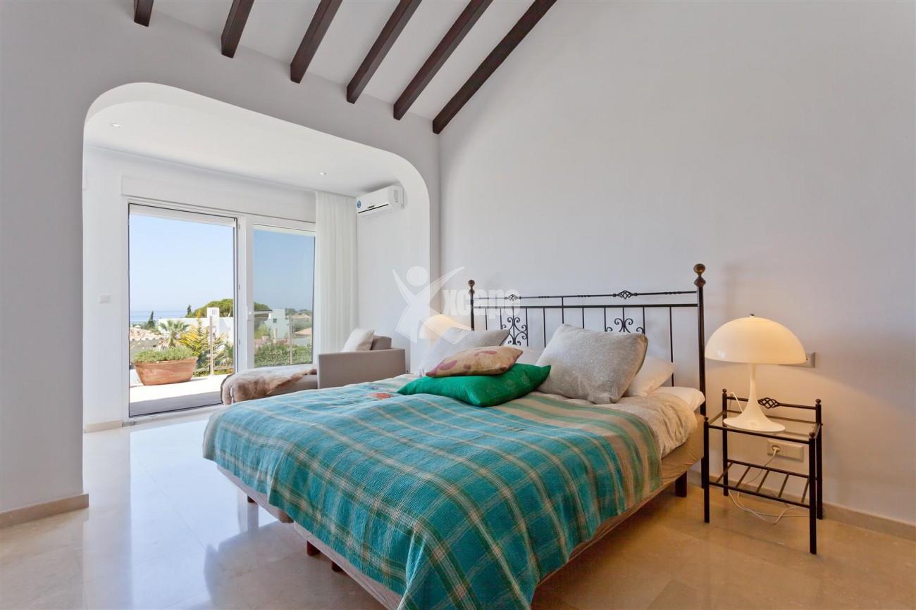 Luxury Villa for sale East Marbella Spain (16) (Large)