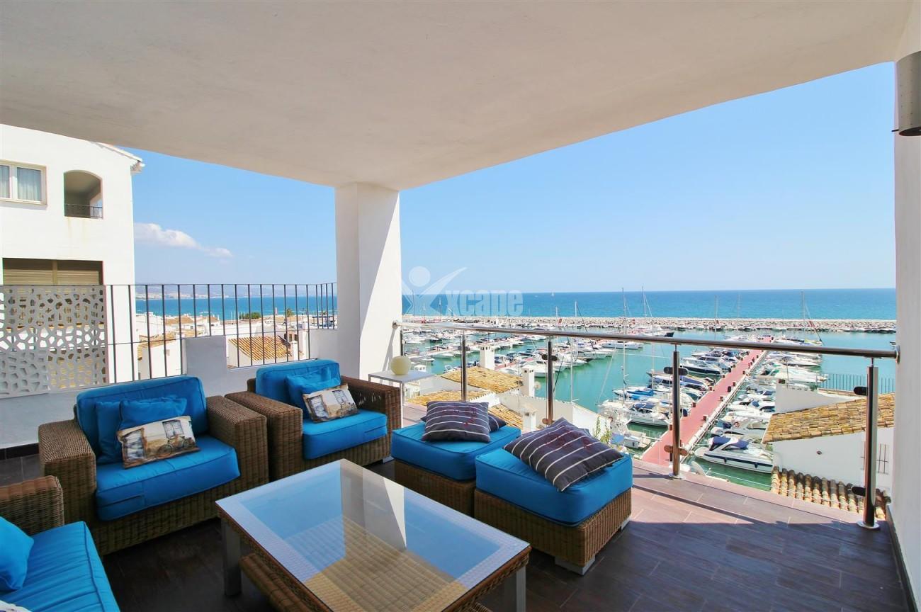 Luxury Modern Style Apartment for sale Puerto Banus Marbella Spain (57) (Large)