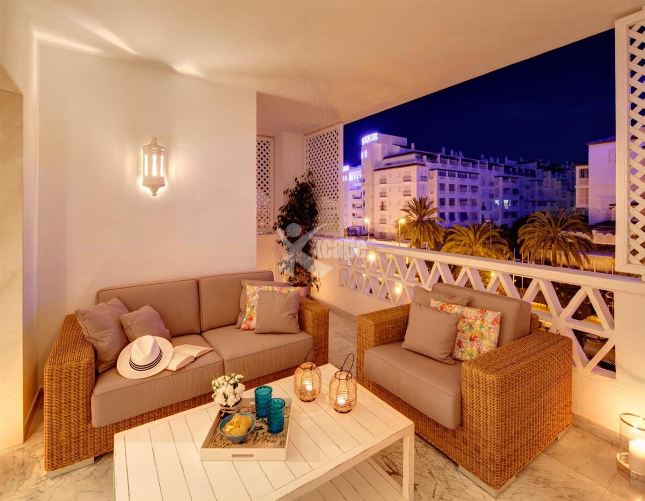 Luxury apartment for sale Puerto Banus Marbella Spain (3) (Large)