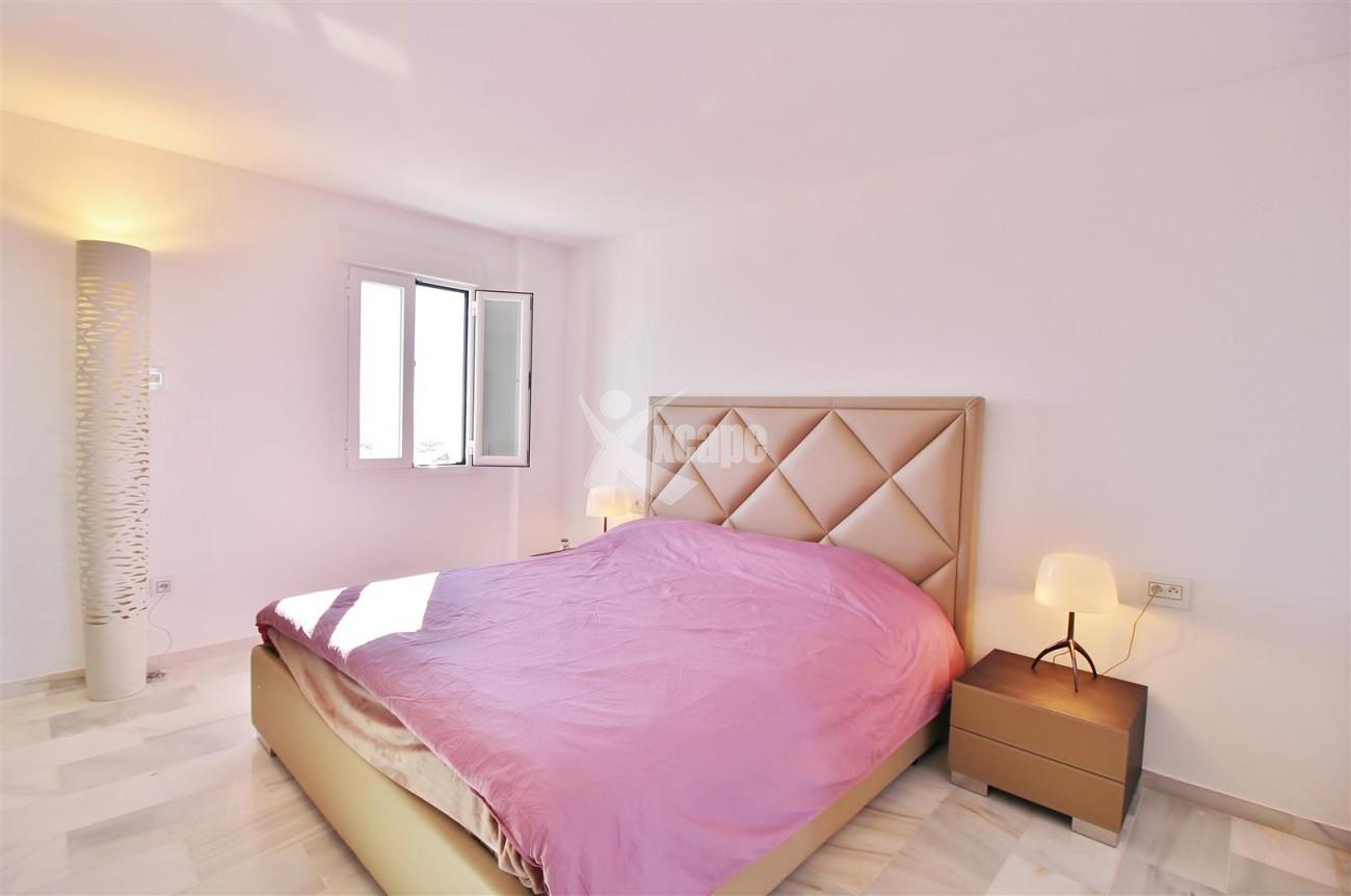 Beautiful apartment for sale Puerto Banus Marbella Spain (38) (Large)
