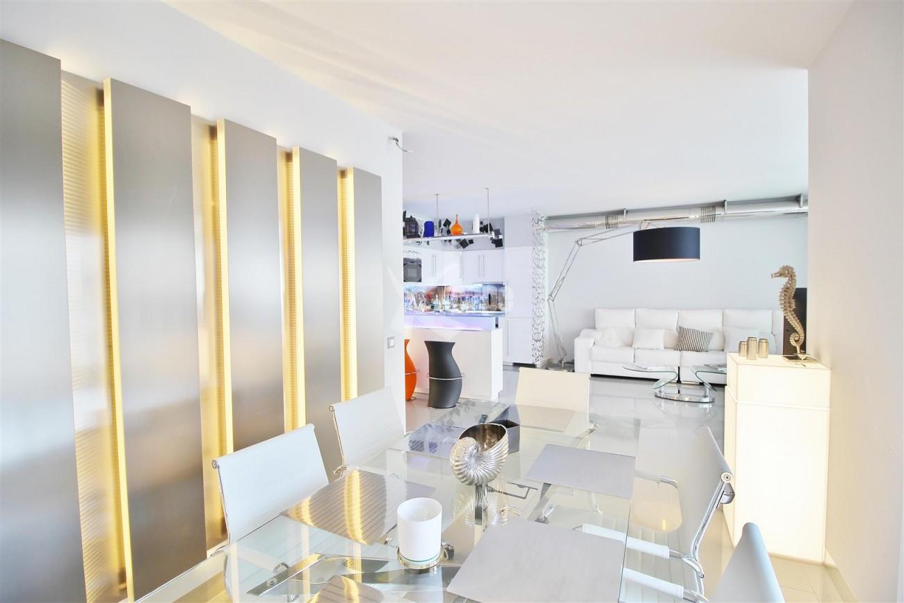 Modern Apartment for sale Puerto Banus Marbella Spain (7) (Large)
