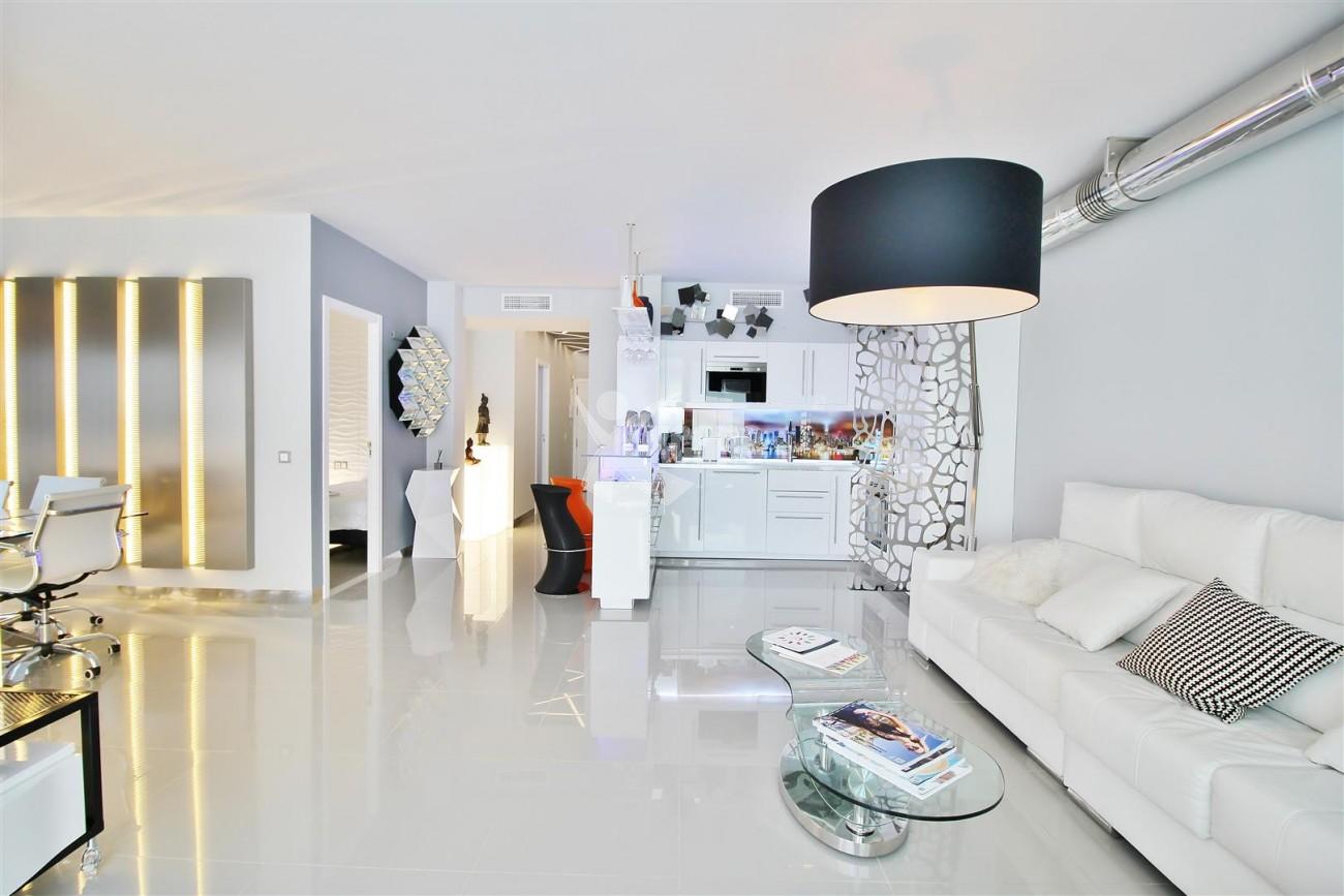 Modern Apartment for sale Puerto Banus Marbella Spain (10) (Large)
