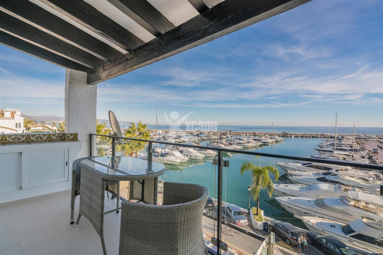 Penthouse for sale Puerto Banus Marbella Spain (5) (Large)