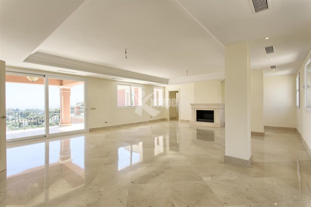 Luxury Mansion for sale in Benahavis Spain (22) (Large)