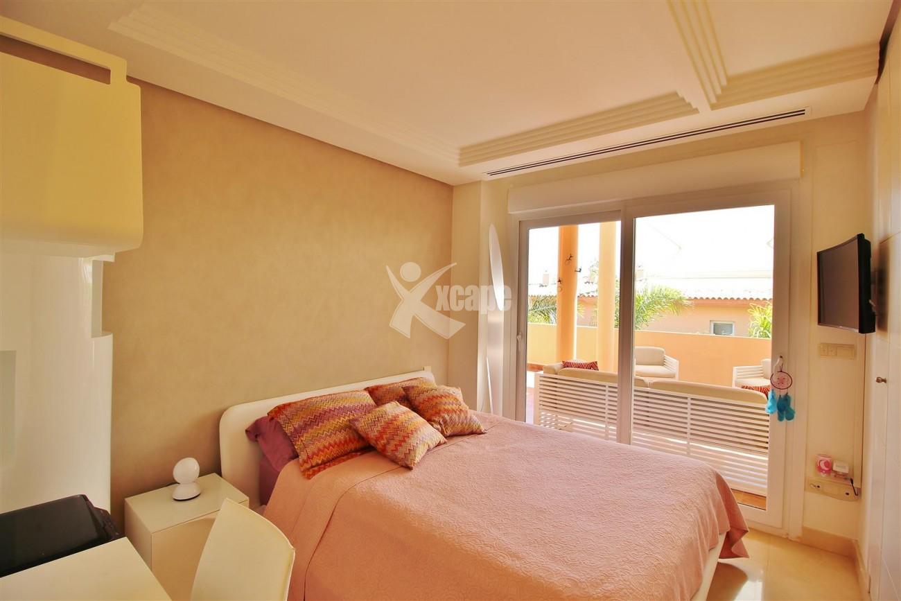 Elegant apartment for sale in Nueva Andalucia Marbella Spain (12) (Large)
