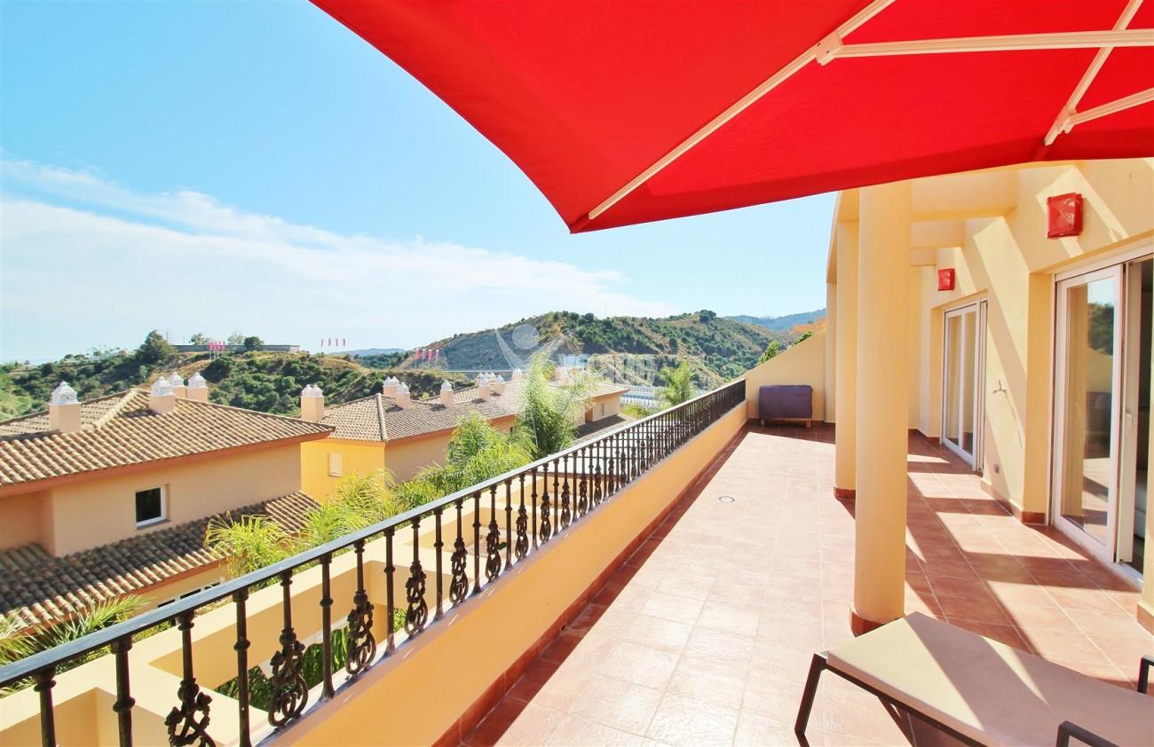 Beautiful 2 Beds Penthouse Duplex for rent Nueva Andalucia Marbella Spain (1) (Large)