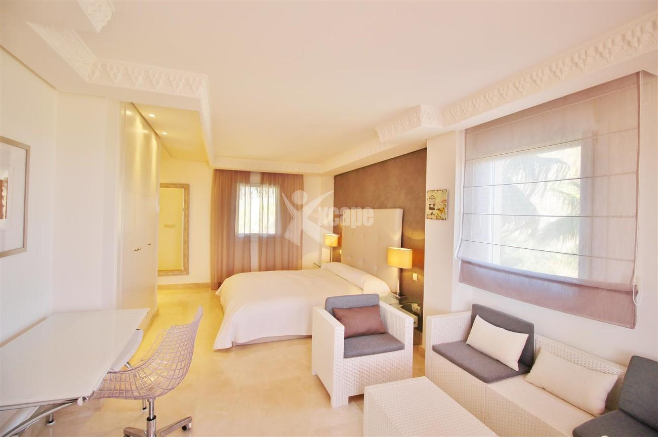 Beautiful 2 Beds Penthouse Duplex for rent Nueva Andalucia Marbella Spain (14) (Large)