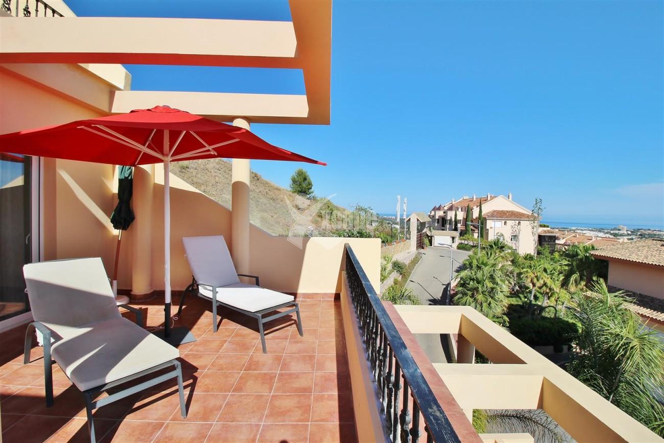 Beautiful 2 Beds Penthouse Duplex for rent Nueva Andalucia Marbella Spain (21) (Large)