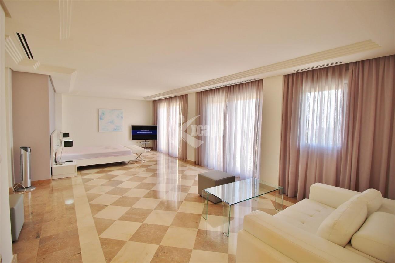 Beautiful 2 Beds Penthouse Duplex for rent Nueva Andalucia Marbella Spain (22) (Large)