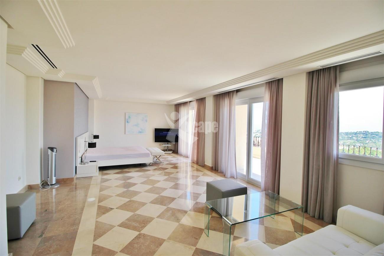 Beautiful 2 Beds Penthouse Duplex for rent Nueva Andalucia Marbella Spain (28) (Large)