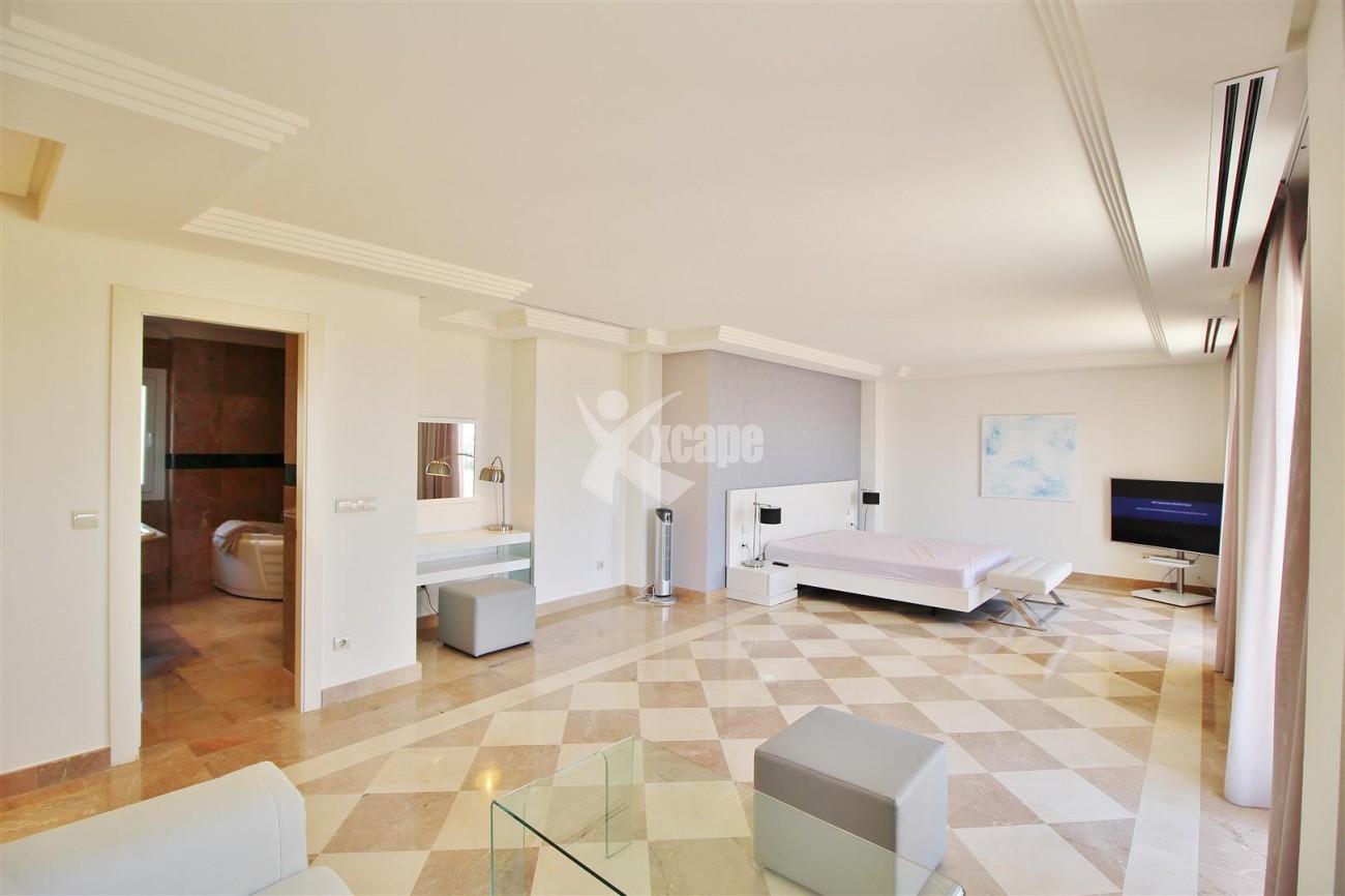 Beautiful 2 Beds Penthouse Duplex for rent Nueva Andalucia Marbella Spain (29) (Large)