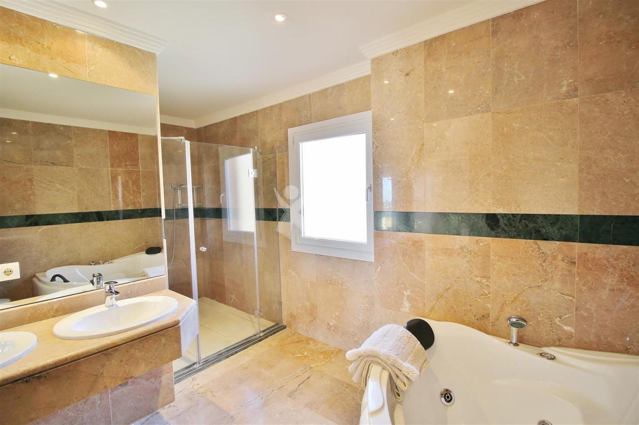 Beautiful 2 Beds Penthouse Duplex for rent Nueva Andalucia Marbella Spain (31) (Large)