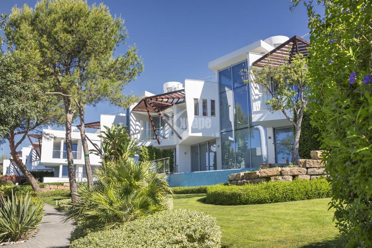 Luxury Contemporary Townhouses for sale Marbella Golden Mile Spain (4) (Large)