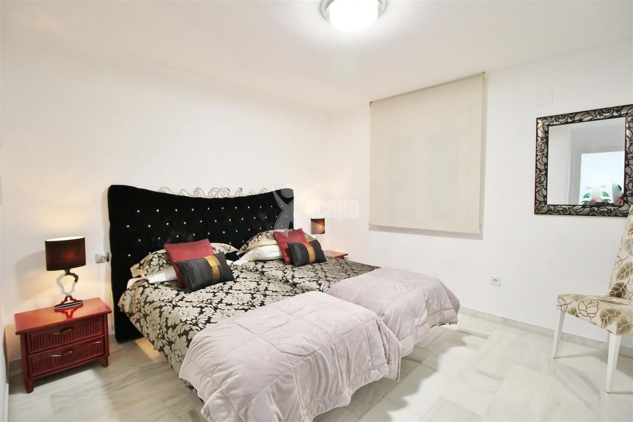 Apartment for sale Puerto Banus Marbella Spain (31) (Large)