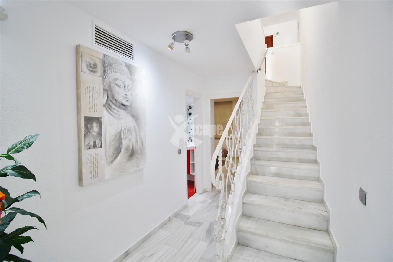 Apartment for sale Puerto Banus Marbella Spain (33) (Large)