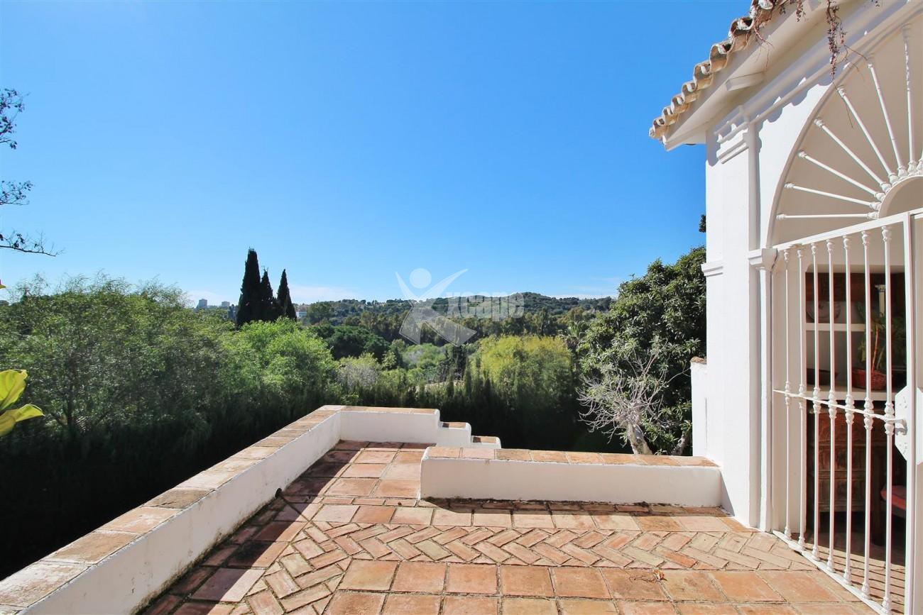 Villa for sale close to Puerto Banus Spain (36) (Large)