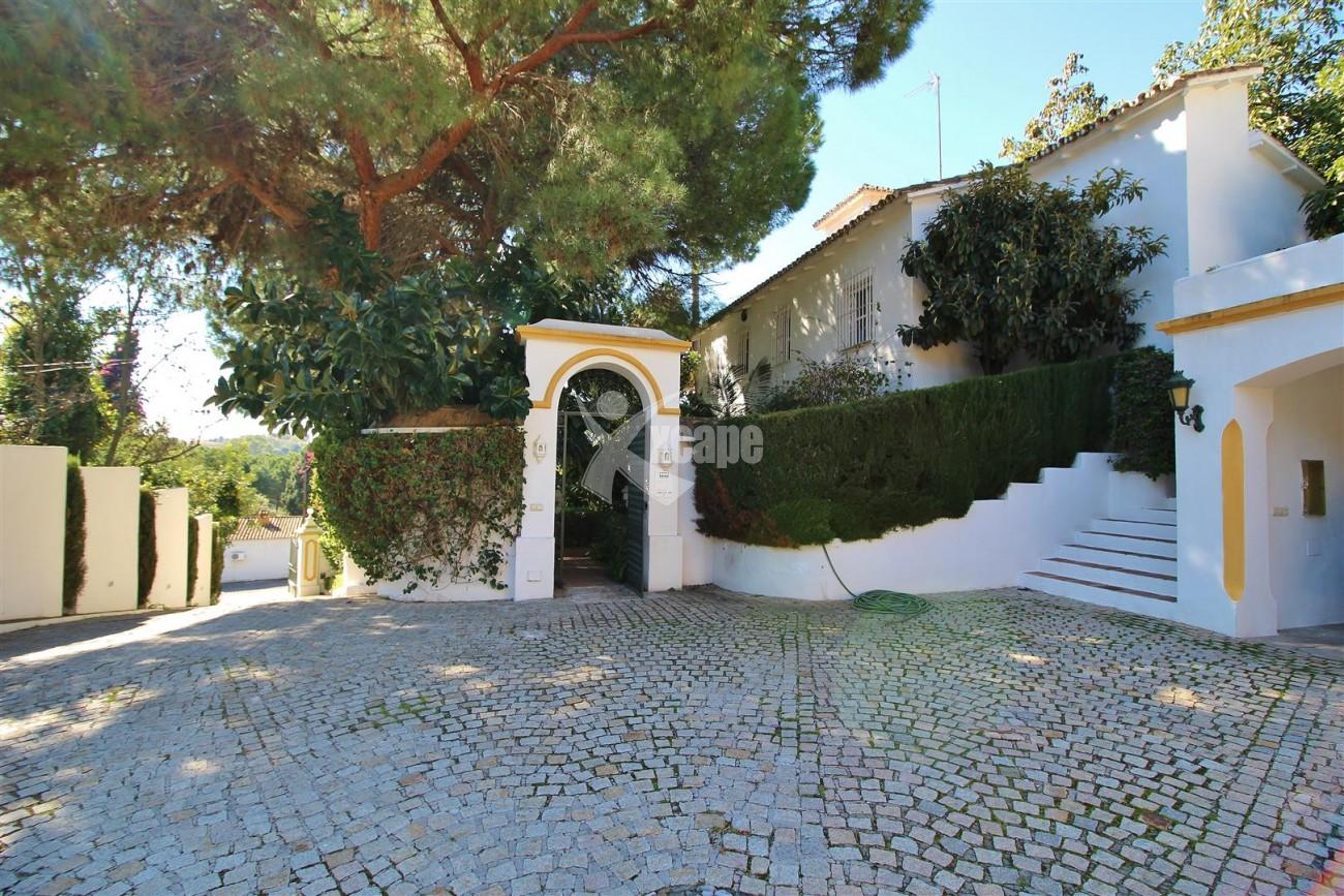 Villa for sale close to Puerto Banus Spain (16) (Large)