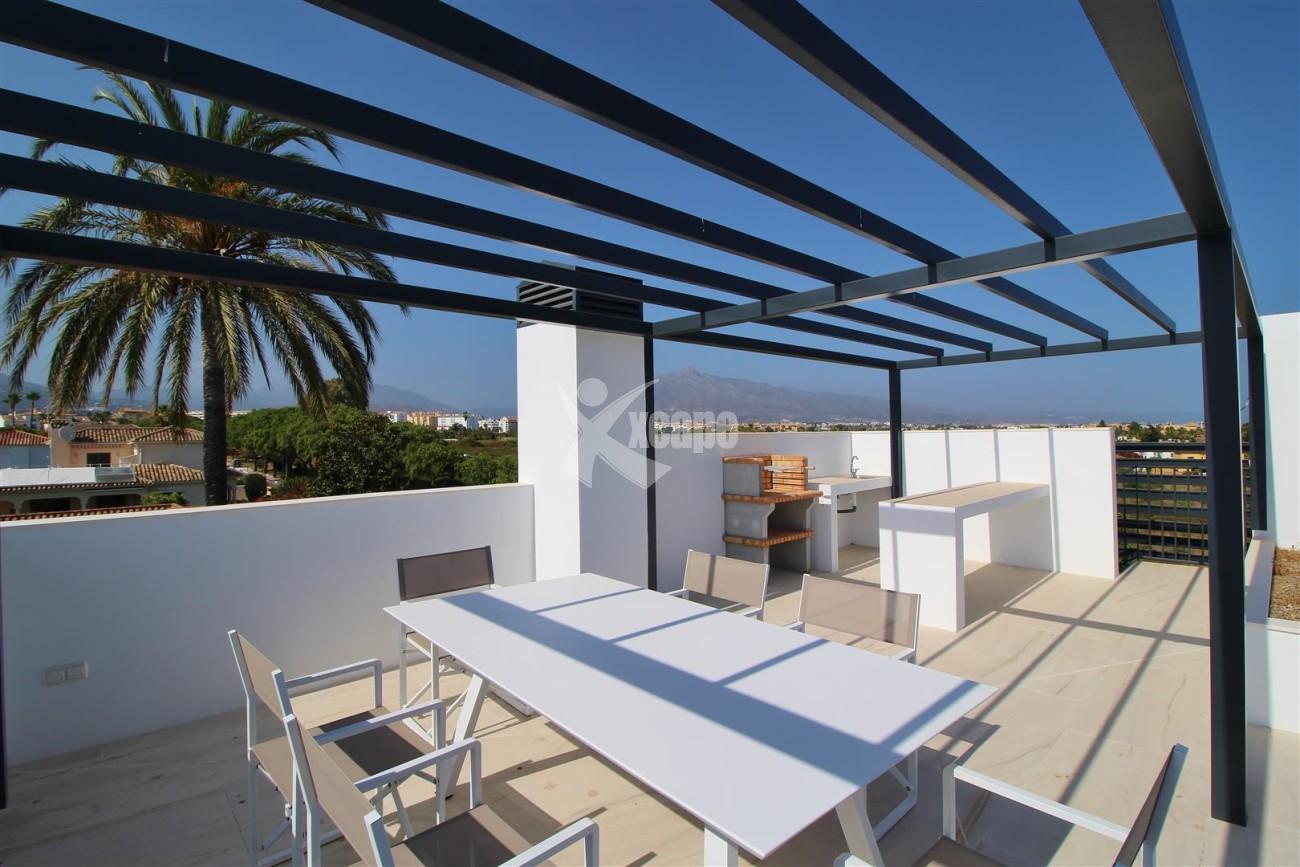 Contemporary villa for sale San Pedro Marbella Spain (22) (Large)
