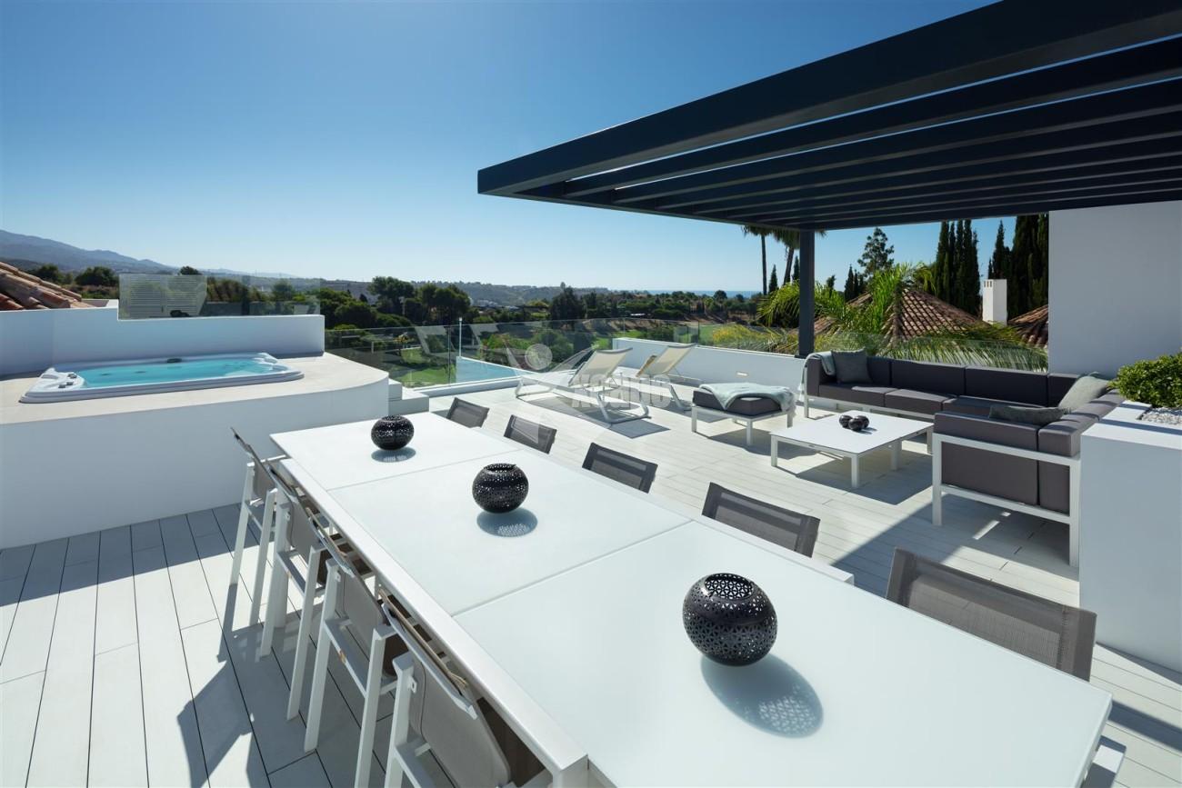 Contemporary Villa for sale Nueva Andalucia Spain (5) (Large)