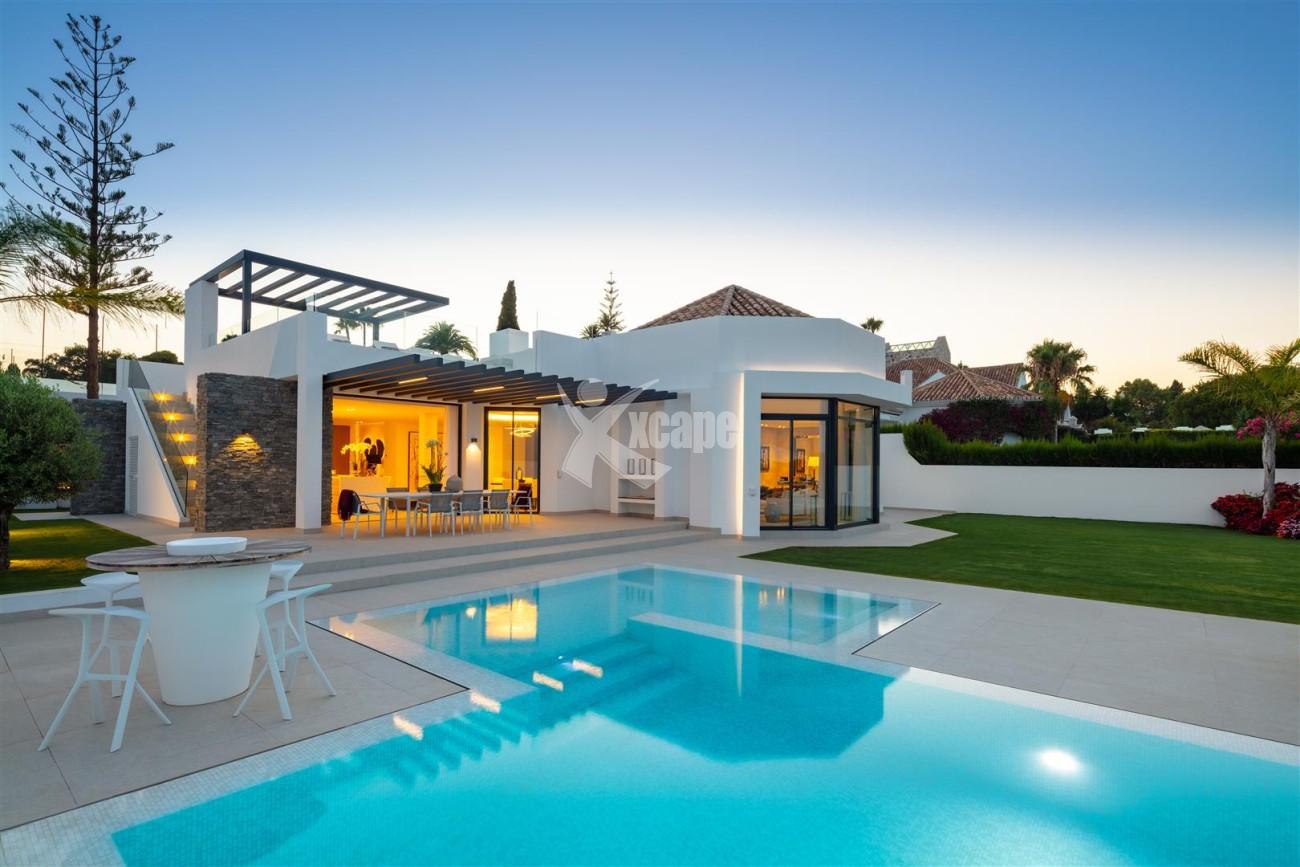 Contemporary Villa for sale Nueva Andalucia Spain (24) (Large)